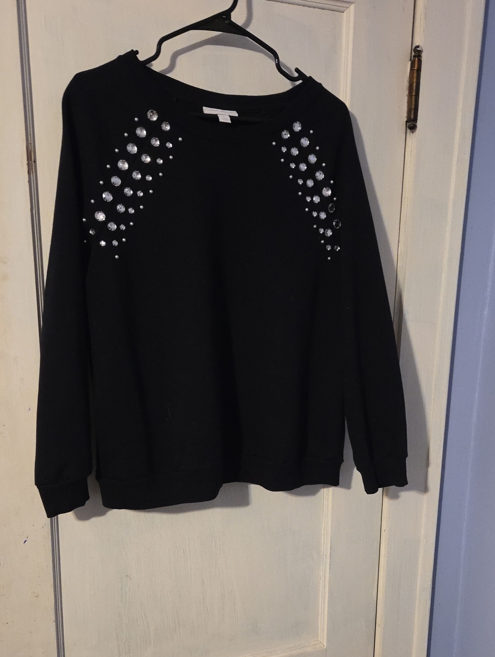 🦋Charter Club Black Crewneck Sweatshirt with Silver Embellishments